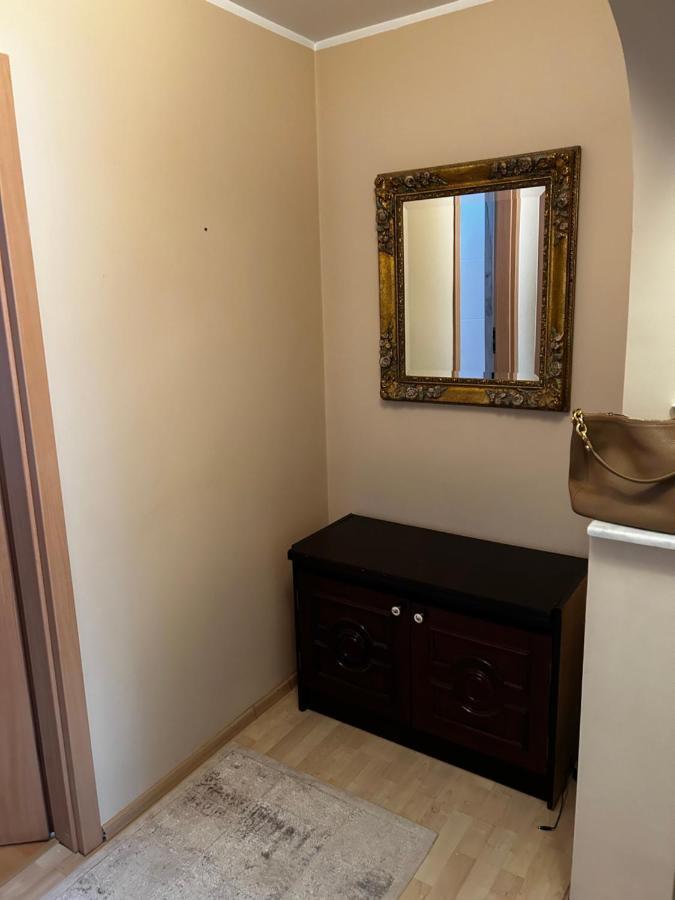 Lalelelor Apartment ซูชาวา ภายนอก รูปภาพ